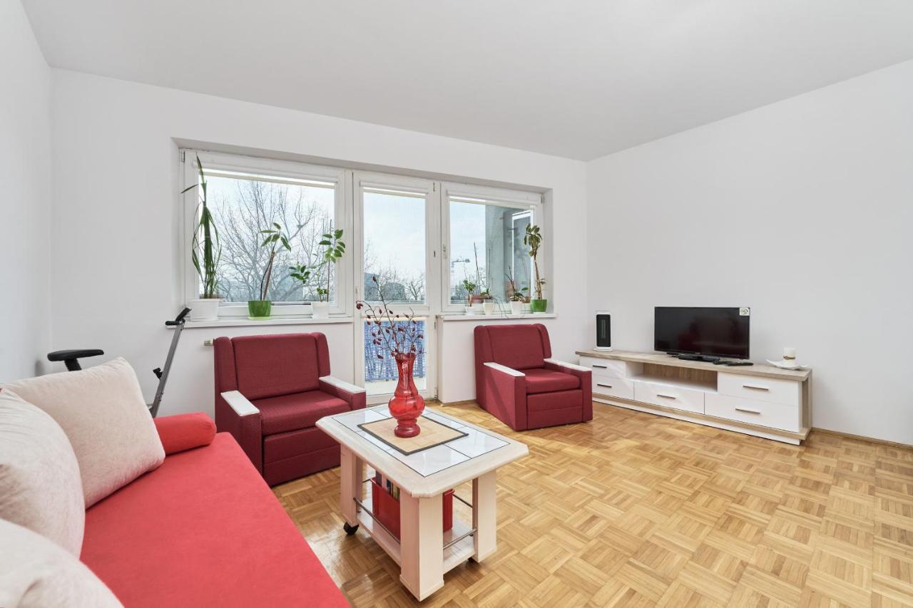Apartments Wroclaw Legnicka By Noclegi Renters Buitenkant foto