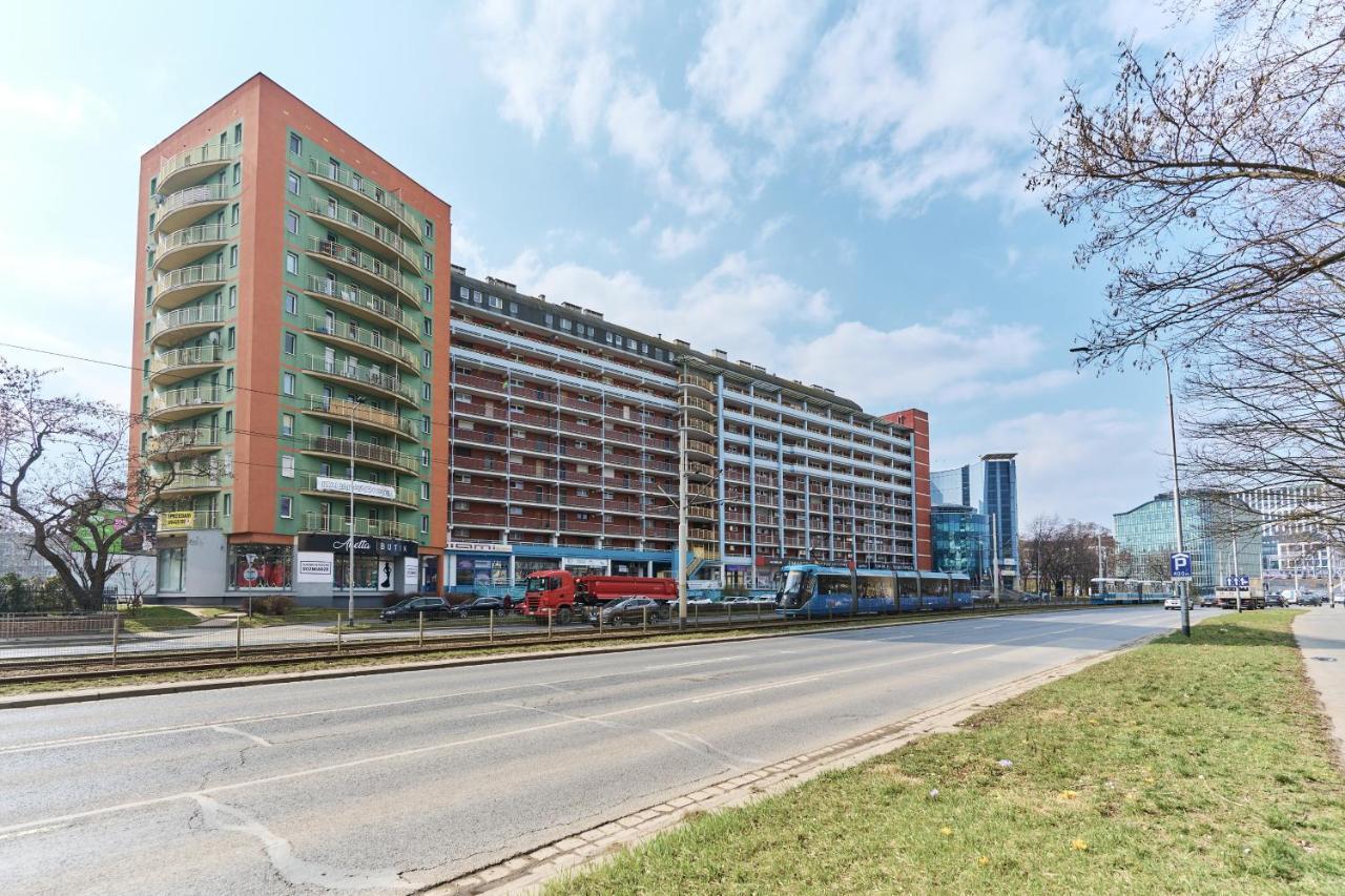 Apartments Wroclaw Legnicka By Noclegi Renters Buitenkant foto