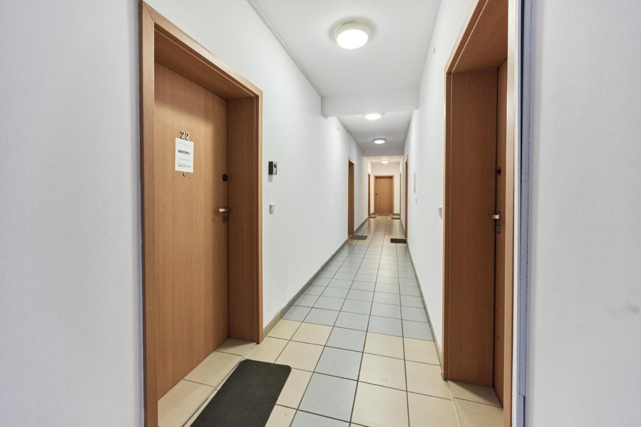 Apartments Wroclaw Legnicka By Noclegi Renters Buitenkant foto